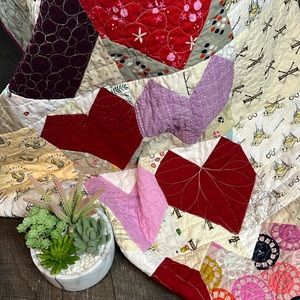 SOLD NWT Handmade valentines hearts quilt